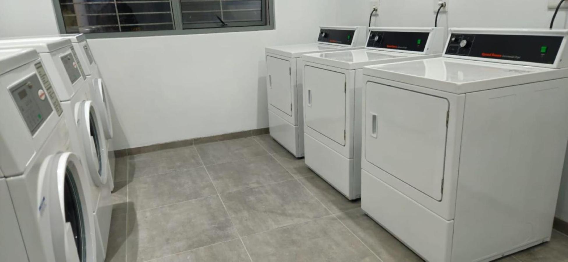 Sea Breeze Apartment Cape Town